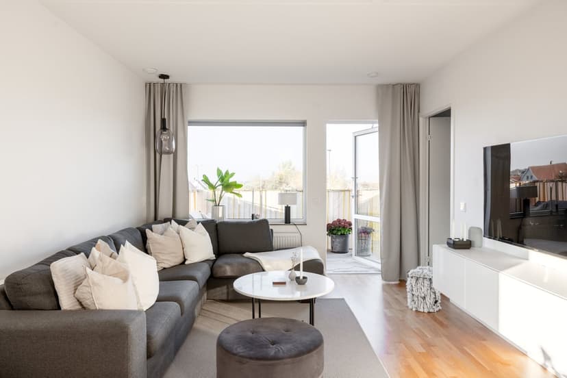 Högalidsvägen 53D, Trelleborg - Licht driekamerappartement met open indeling & zonnig balkon op het westen!