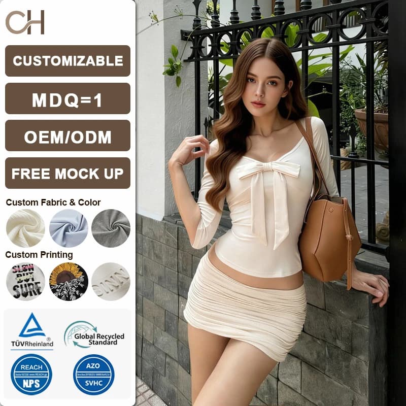 CH Dames Slim Fit Tweedelige Set - Top met Strikdesign & Gerimpelde Minirok